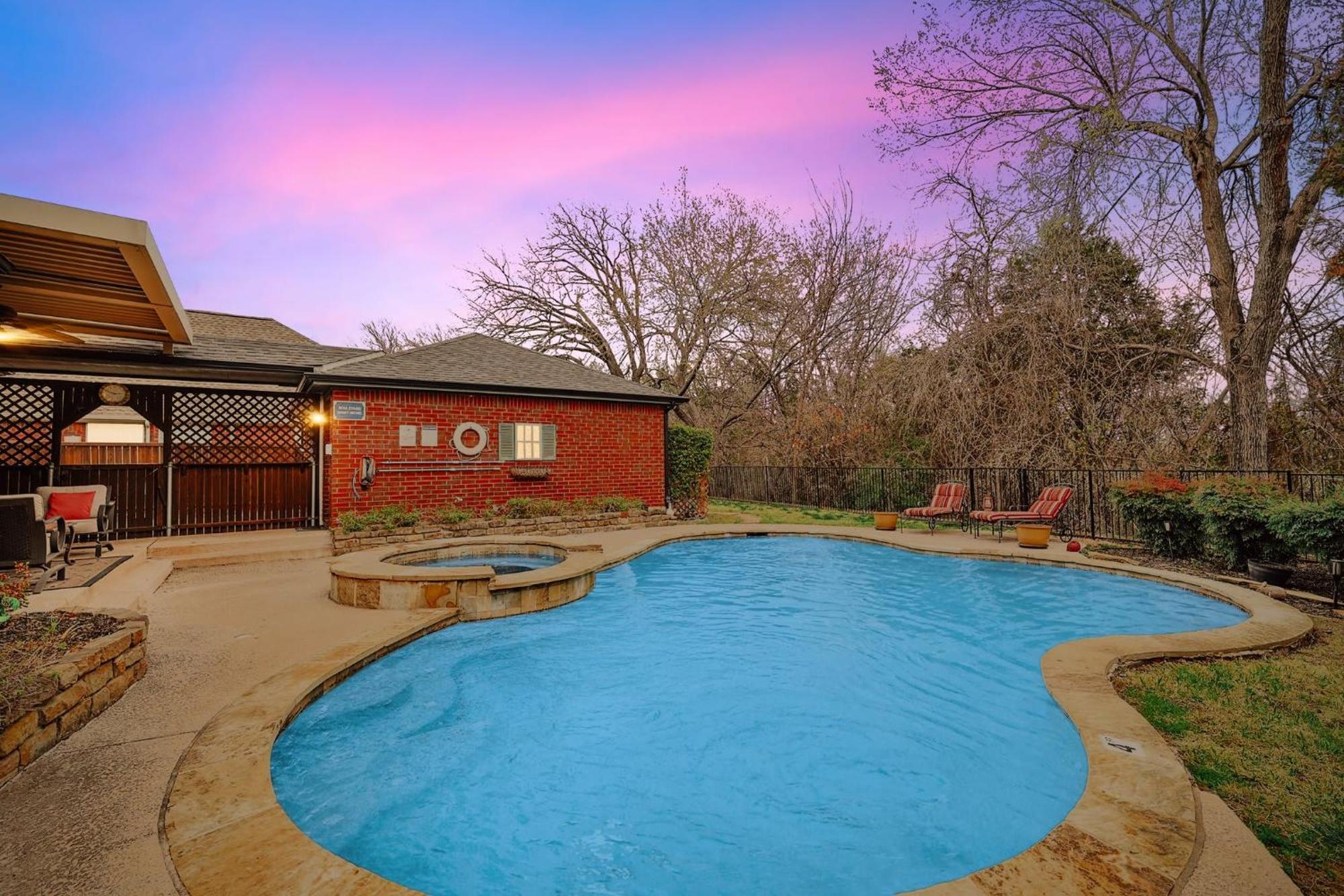 Dfw Getaway - 4 Bedrooms Pool Oasis Media Room Flower Mound 外观 照片